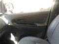 Toyota Innova J - 2006 Diesel FOR SALE-7
