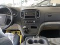 Hyundai Grand Starex 2018 for sale -4