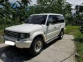 Clean MITSUBISHI Pajero 2.5 exceed FOR SALE-1
