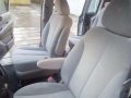 2010 Kia Carnival AT GOOD AS NEW For Sale -8