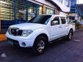 RUSH SALE Nissan Navara 2013 top of the line LE AT-0