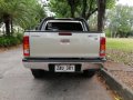 Well-maintained Toyota Hilux 2006 for sale-4