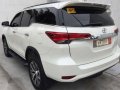 2017 Toyota Fortuner V DIESEL 4x2 AT Top of the line-4