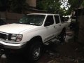 Like new Nissan Frontier for sale-3