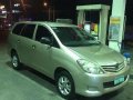 2012 Toyota Innova E​ for sale  fully loaded-1