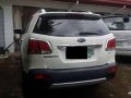 Well-maintained Kia Sorento 2010 for sale-3