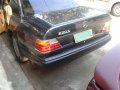 Mercedes Benz 230e 1991 Green Sedan For Sale -1