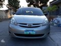 2007 Toyota Sienna AT Silver Fresh For Sale  -3