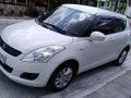 Suzuki Swift 2015 AT White HB For Sale -1