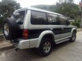 Mitsubishi Pajero Matic 4x4 1993 Silver For Sale -3