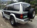 Mitsubishi Pajero Matic 4x4 1993 Silver For Sale -4