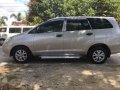 2011 Toyota INNOVA E. Diesel Manual. all ORIG. Brand new condition-2
