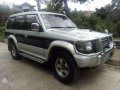 Mitsubishi Pajero Matic 4x4 1993 Silver For Sale -0