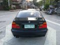 BMW 325i AT 2001 Black Well Maintained For Sale -3