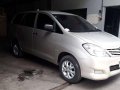 FOR SALE Toyota Innova e 2009-0