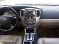 2010 Ford Escape XLT Top of the Line Model-5