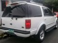 1999 Ford Expedition alt Fortuner Cx7 Montero Cx5 Captiva Suburban-3