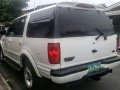 1999 Ford Expedition alt Fortuner Cx7 Montero Cx5 Captiva Suburban-2