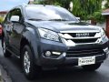 2017 Isuzu MUX 3.0B Power Diesel 4x2 AT-2