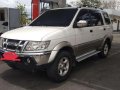 Isuzu Crosswind Sportivo White For Sale -5