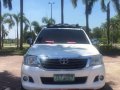 Toyota HILUX G 2007 White For Sale -0