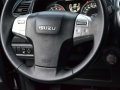 2017 Isuzu MUX 3.0B Power Diesel 4x2 AT-9