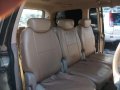 2010 Kia Grand carnival matic diesel long whell base-5