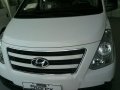 Hyundai Starex 2018 for sale-7
