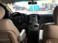 Hyundai Starex Hvx 2010 Silver Van For Sale -5