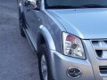 Isuzu Dmax IteQ 2011 FOR SALE-1