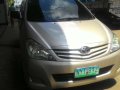 FOR SALE TOYOTA Innova e 2009 matic-0