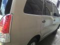 FOR SALE TOYOTA Innova e 2009 matic-3