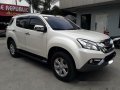 Well-kept Isuzu MU-X 2016 for sale-0