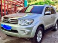 TOYOTA Fortuner G diesel matic super fresh like new acquired 2011-2