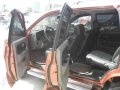 ISUZU Crosswind xuv 2003mdl 320k mt-8