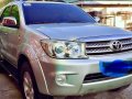 TOYOTA Fortuner G diesel matic super fresh like new acquired 2011-0