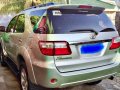 TOYOTA Fortuner G diesel matic super fresh like new acquired 2011-4