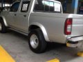 Nissan Frontier 4x4 automatic for sale -2