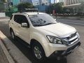 Well-kept Isuzu MU-X 2015 for sale-0