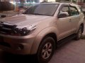 Toyota Fortuner G 2008 FOR SALE -4