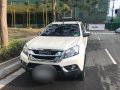 Well-kept Isuzu MU-X 2015 for sale-3