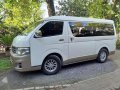 2012 Toyota Hiace Super Grandia-0