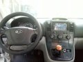 Kia Carnival SWB 2012 model All power-7