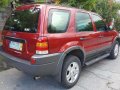 2004 Ford Escape XLT SUV - not Rav4 CRV-2
