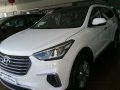 Hyundai Santa Fe 2018 for sale-1