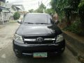 Toyota Hilux G Gas Matic Black For Sale -3