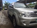 Well-maintained Toyota Fortuner 2010 G for sale-2