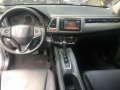 2017 Honda HRV 18 EL Cvt top of the line automatic-2