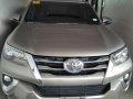 Good as new Toyota Fortuner V AT 2016 for sale-2