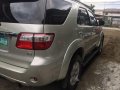 Well-maintained Toyota Fortuner 2010 G for sale-3